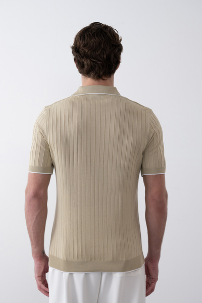 İLKCET MODA Πλεκτό μπλουζάκι με ριγέ βιζόν με κουμπιά