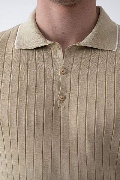 İLKCET MODA Πλεκτό μπλουζάκι με ριγέ ριγέ γιακά