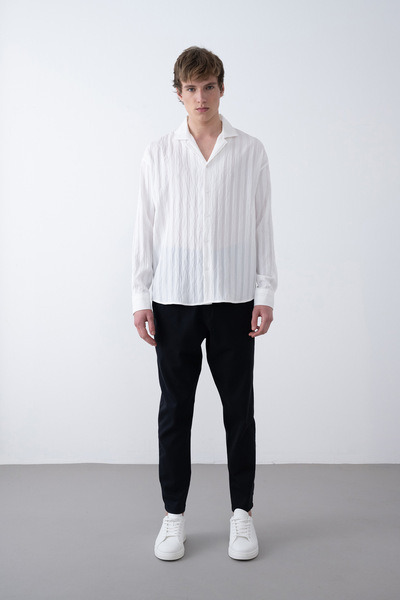 İLKCET MODA Ανδρικό μακρυμάνικο πουκάμισο με λεπτές γραμμές