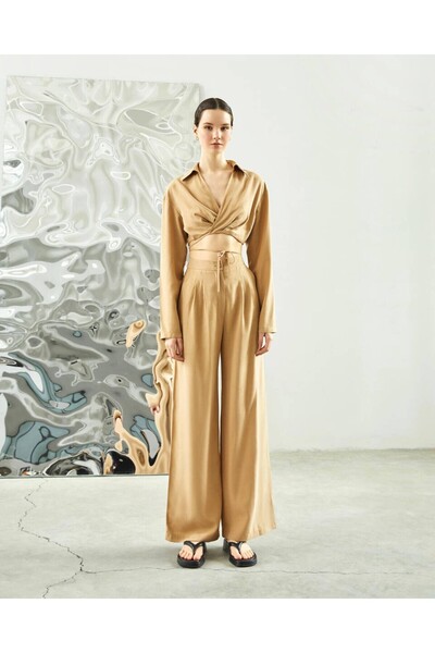 MARKAPIA WOMAN Bluză crop bej cu detaliu frânghie