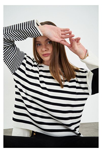 TIFFANY&TOMATO Önü Kısa Arkası Uzun Çizgili Kazak