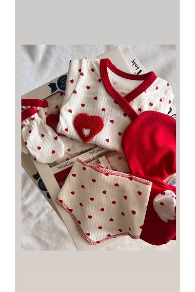 MBK GARDEN Luxury Newborn Baby Girl Hospital Release Set of 5 100% Cotton Heart Boxed – Fast Shipping