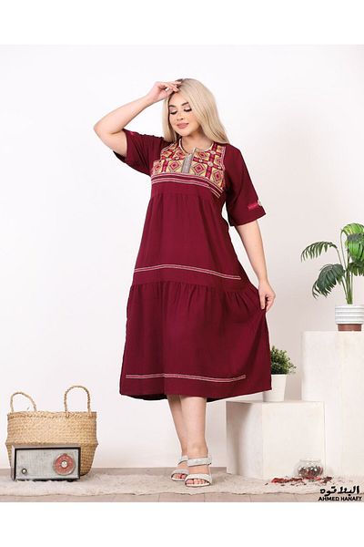 Genrics Comfortable and flowing embroidered cotton midi jalabiya