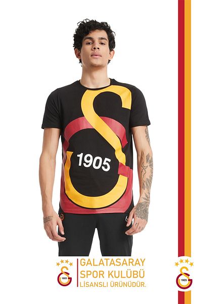 Galatasaray Γνήσιο μπλουζάκι με μεγάλο λογότυπο με άδεια χρήσης Gs Lion με στάμπα δώρο με ξύλινο κουτί