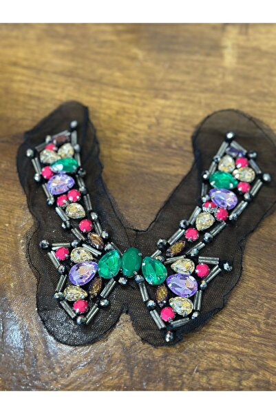 Gönülden Tasarım RENKLİ KASALI TAŞLI YAKA DİKİŞ GİYİM AKSESUARI 22X19 CM