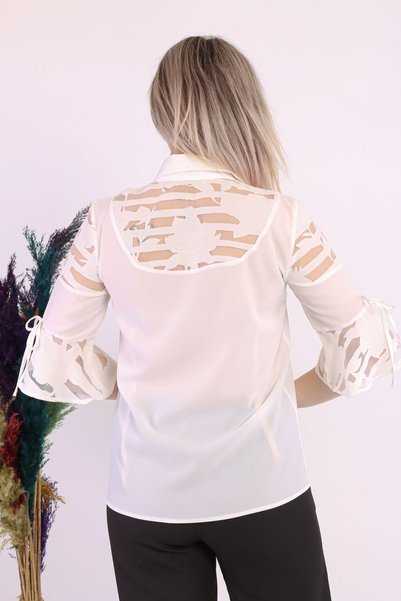Loom Boutique قميص أبيض مقاس كبير - نمط ديفور وأزرار لؤلؤية