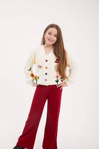 Hilal Akıncı Kids Colorful Buttoned Floral Patterned White Knitwear Cardigan Colorful Trousers Set of 2