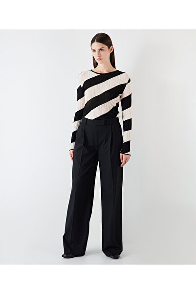 İpekyol Wide leg fit pleated pants