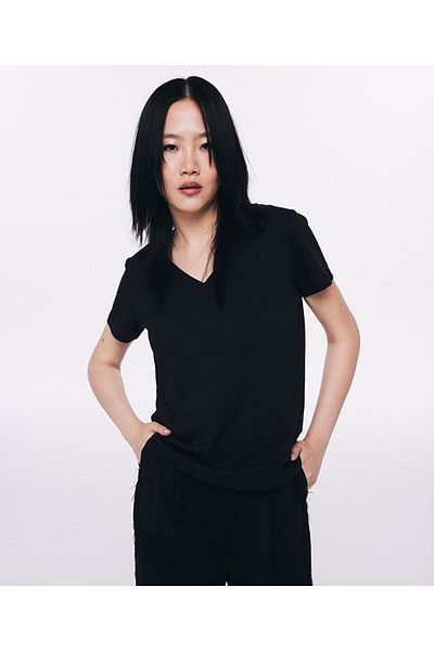 Twist Einfaches T-Shirt mit V-Ausschnitt
