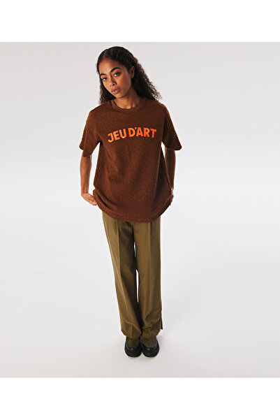 Twist Textured Slogan Printed T-Shirt