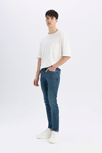 DeFacto Carlo Skinny Fit Ekstra Dar Kalıp Normal Bel Ekstra Dar Paça Jean Pantolon B2570AX24SM