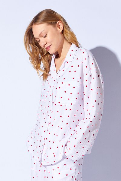 Manche White Apache Collar Shirt and Pants Set, Pocket-Detailed Set