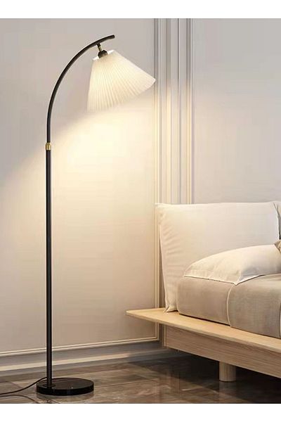 sharpdo مصباح أرضي LED لغرفة المعيشة وغرفة النوم الحديثة بثلاثة ألوان قابلة للتعديل بقوة 12 وات