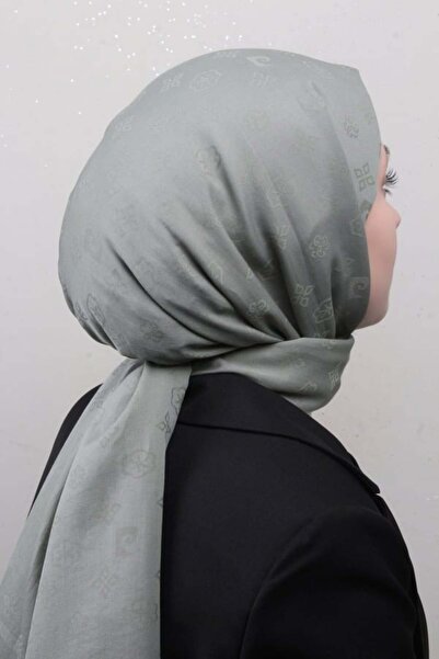 Pierre Cardinn şal Fular