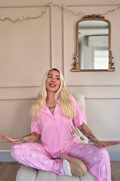 Pijamaevi Σετ κοντομάνικη πιτζάμες με κουμπιά μπροστά από μπαμπού με ροζ απαλό μοτίβο