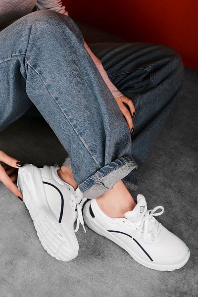 Lal Shoes & Bags Pantofi sport cu talpă groasă cu șireturi pentru femei Blood-alb