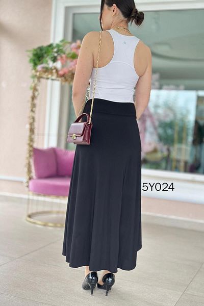 İnce Topuk Sandy Skirt with Asymmetrical Cut Shorts 5Y024