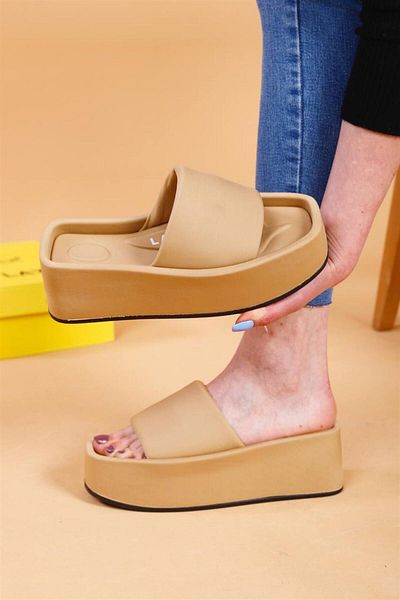 layki Volga Beige High Sole Luxury Slippers
