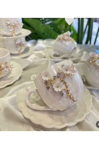 decovien 6-Person Porcelain Oyster Plate Cup Set with Pearls (for Turkish Coffee)