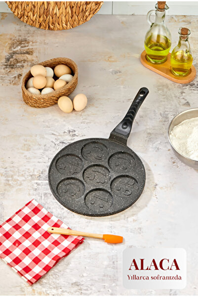 Alaca Marka 26 Cm Döküm Emoji̇li̇ Pankek Tavasi