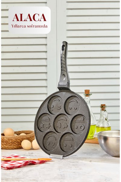 Alaca Marka 26 Cm Döküm Emoji̇li̇ Pankek Tavasi