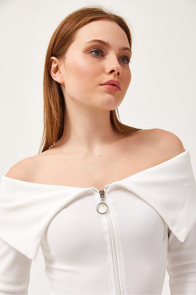 CALİENTE Zippered Collar Flowy Knitwear Blouse White