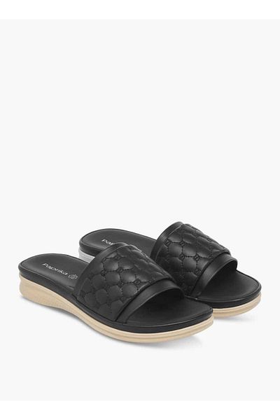 Paprika Paprika Monogram Quilted Slip-On Sandals