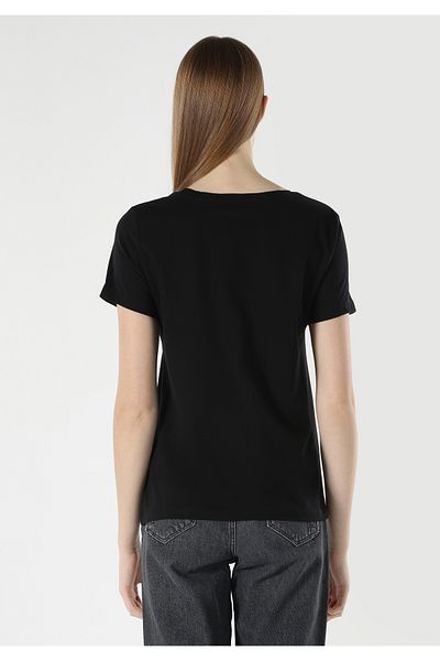 Colin's Tricou negru cu mânecă scurtă pentru femei, cu decolteu rotund, cu croială normală Cl 1062477