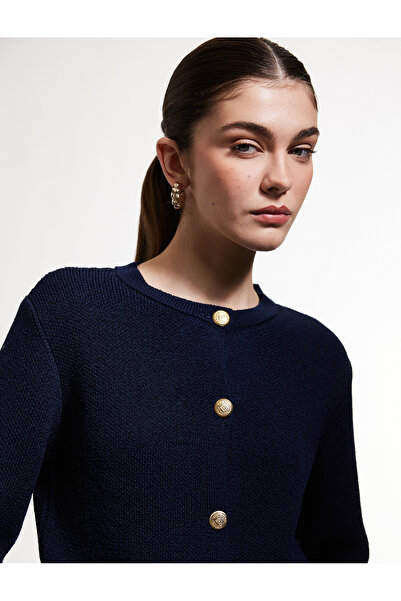 Koton Pletený svetr s dlouhým rukávem a knoflíkem s kapsami