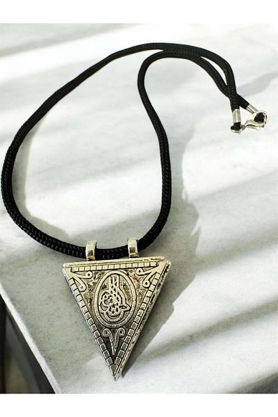 Herşey Nota Triangle Metal Cevşen Necklace Women / Men Filled