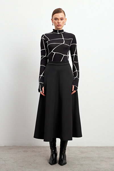 Bipantolon Жіноча чорна блискуча спідниця-кльош із матеріалу скай