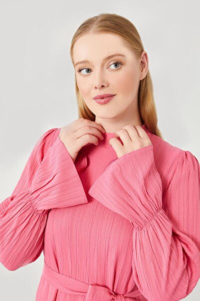 Levidor Fuchsia Belted Long Dress