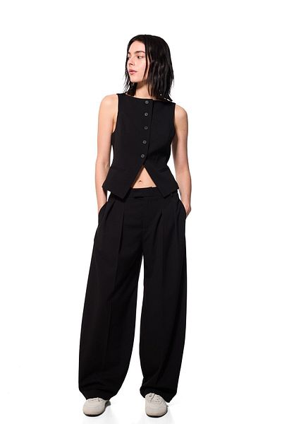 Bershka Tailored fit balloon trousers