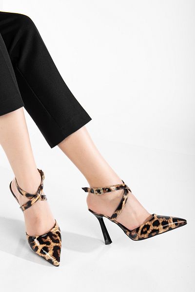 MS SUGAR SHOES Women's Leopard Cross Strap Heeled Shoes