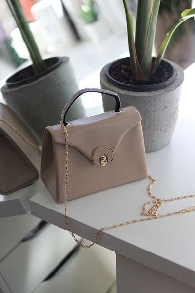 Moom Bag Γυναικεία γυμνή ματ οβάλ χρυσή τσάντα βραδινού φορέματος με πέτρινη λαβή