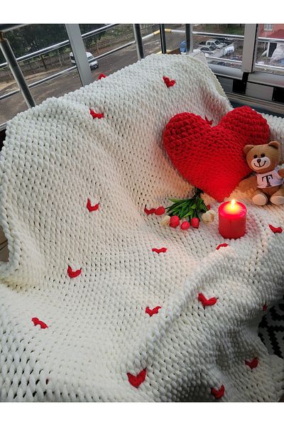 ARTTMACRAME بطانية تلفزيون منتفخة قلب 65*150