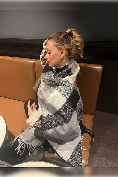 Luminos Butik Scarf Models Sal1283 - Gray, Black, White Checkered Tassel Shawl