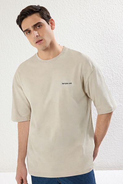 Trendyol Collection Μπλουζάκι από βαμβακερό ύφασμα με στάμπα μεγάλου μεγέθους - TMNSS25TS00119