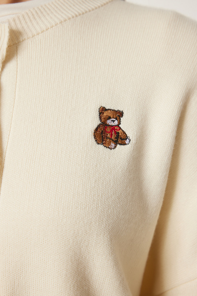 Happiness İstanbul Women's Bone Teddy Bear Embroidered Buttoned Seasonal Knitwear Cardigan Dp00229