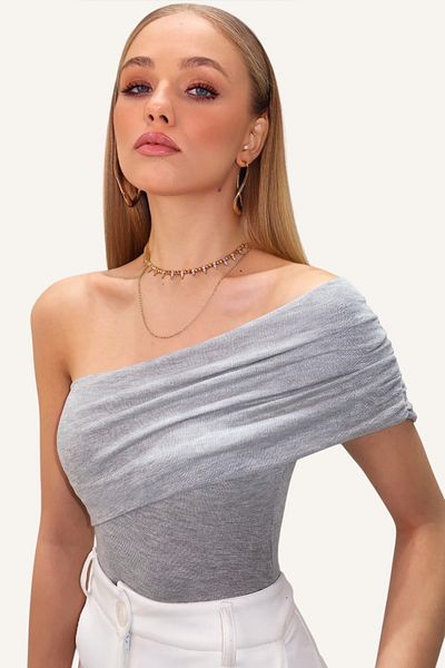 Trend Alaçatı Stili Damen-Sommerbluse mit weichem, strukturiertem Madonna-Ausschnitt und Drapierung an der Taille ALC-X13468