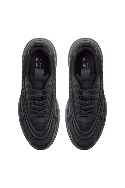 Call it Spring Refresh2.0 black women's sneaker