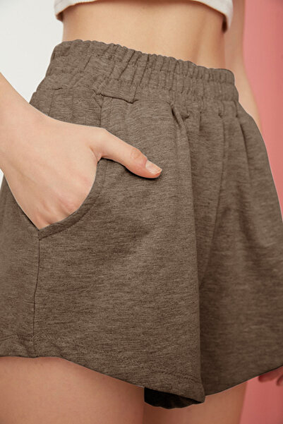 Trendyol Collection Mink High Waist Knitted Shorts Twoss21Sr0086