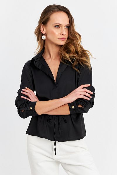 Cool & Modest Cămașă neagră din satin cu talie pentru femei MMRS4212