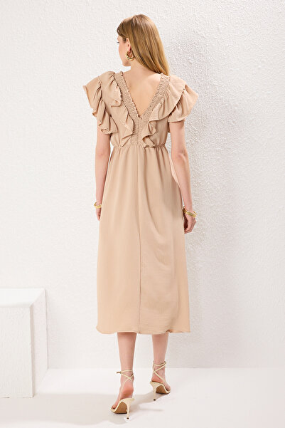 Trendyol Collection Bézs A-vonalú Flounces viszkóz szőtt ruha Szőtt ruha TWOSS24EL01053