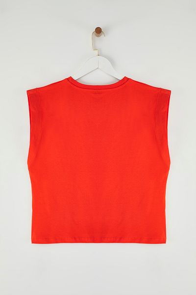Trendyol Collection Red Cotton T-Shirt with Staple Detail - Wadded Look, Relaxed Crew Neck Twoss23Ts00016