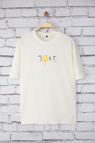 Trendyol Collection Joy bedrucktes weißes Oversize-Baumwoll-T-Shirt – kurze Ärmel TMNSS25TS00170