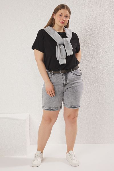 Trendyol Curve Šedé šortky s vysokým pasem a elastickým pasem Denim Plus Size Tbbss25Ap00021