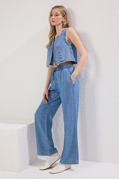 Trendyol Collection Mai multe blugi albaștri cu picioare late - talie elastică, TWOSS25JE00224