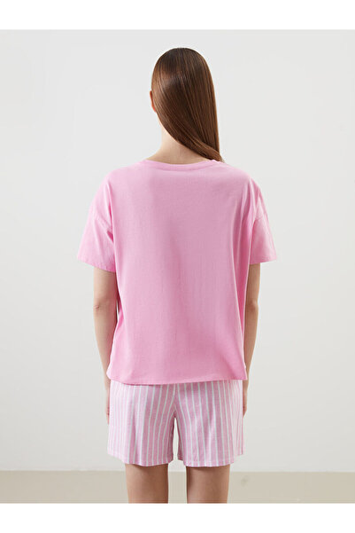 LC Waikiki LCW Young Pembe Bisiklet Yaka Baskılı Kadın Şortlu Pijama Takımı