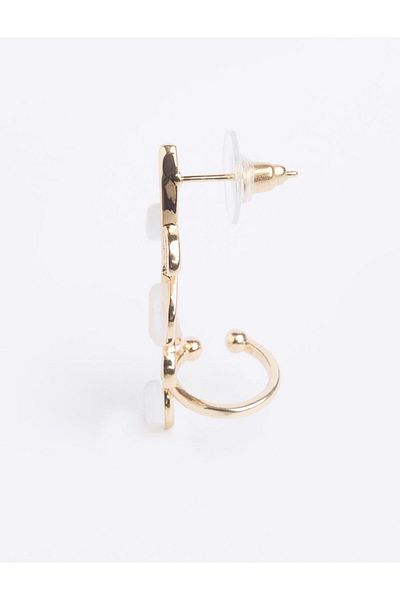 Jimmy Key White Flower and Branch Figured Earrings